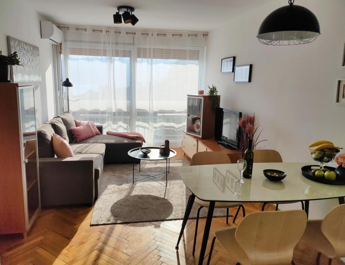 Adria Holliday Rijeka Apartment Ngoại thất bức ảnh